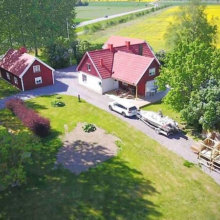 Eget Hus Med Bra Laege Och Toppstandard Linkoping Bagian luar foto