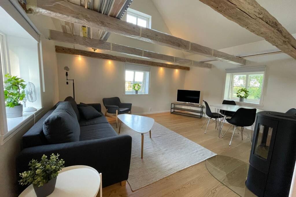 Eget Hus Med Bra Laege Och Toppstandard Linkoping Bagian luar foto