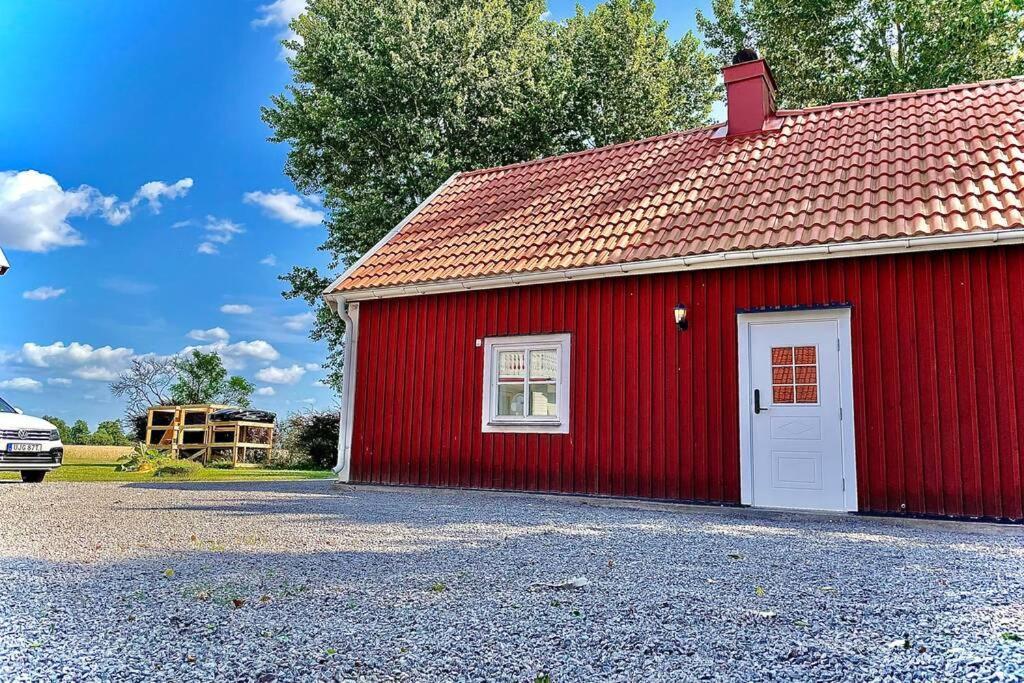 Eget Hus Med Bra Laege Och Toppstandard Linkoping Bagian luar foto